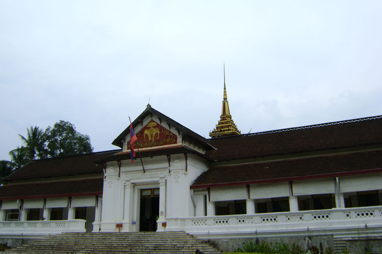 หอพิพิธภัณฑ์แห่งชาติหลวงพระบาง หอพระบาง