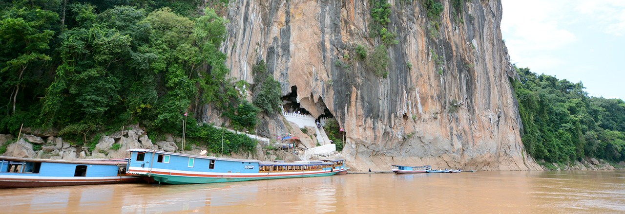 ล่องเรือแม่น้ำโขง